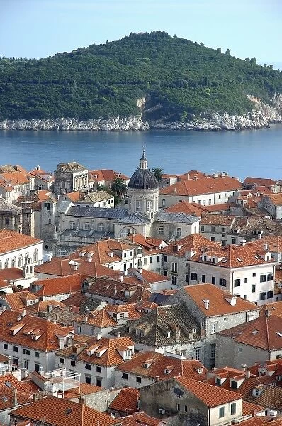 Croatia, Dubrovnik, view of Old Town from city wall