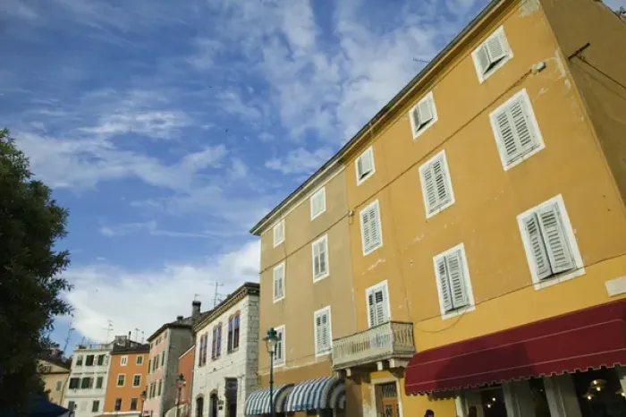 Framed Print : CROATIA, Istria, ROVINJ. ROVINJ harbor, Colorful building