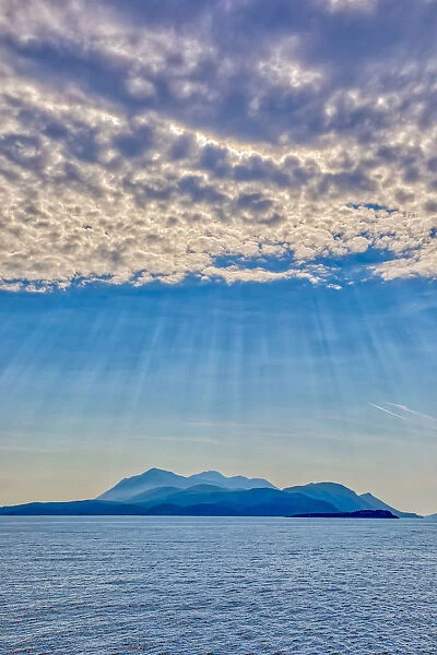 Croatia, Korcula. God rays and island. Credit as: Fred Lord  /  Jaynes Gallery  /  DanitaDelimont