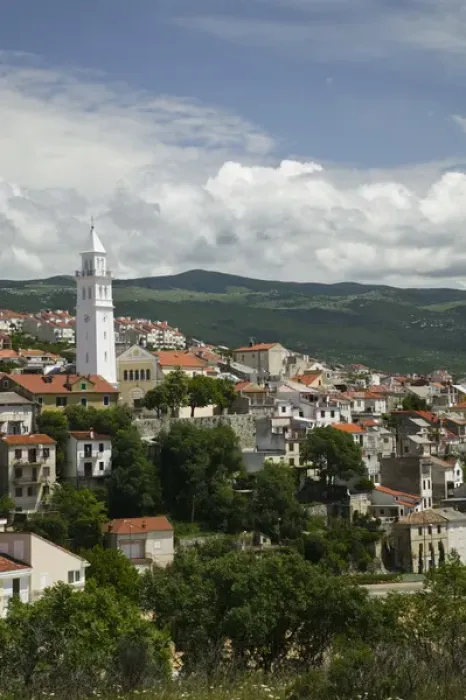 Framed Print : CROATIA-Kvarner Region-NOVI VINODOLSKI: Coastal Town View
