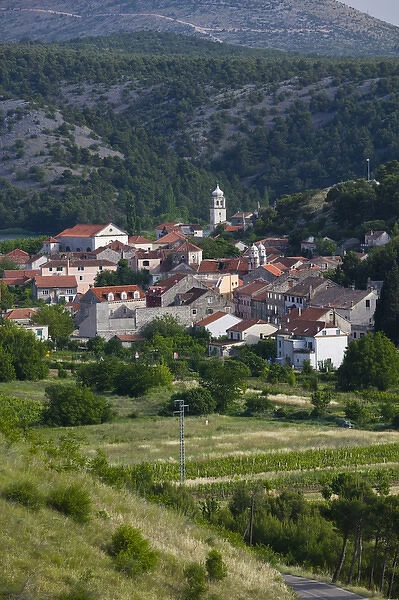 CROATIA, Sibenik-Knin Region, KRKA NATIONAL PARK. View of the town of SKRADIN