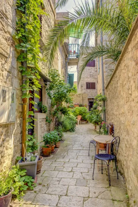 Framed Print : Croatia, Stari Grad. Private walkway in town