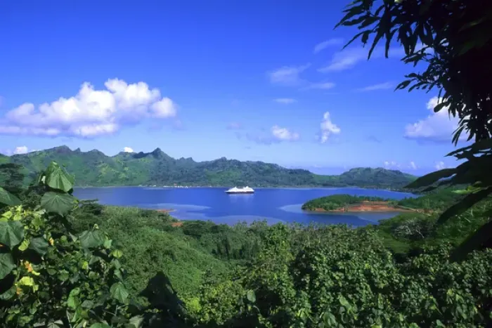 Framed Print : Cruiseship in Huahine Tahiti French Polynesia Framed Print : Cruiseship in Huahine Tahiti French Polynesia