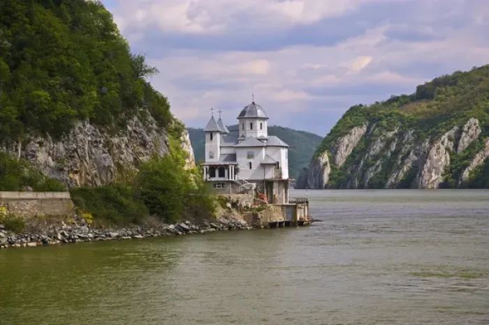 Framed Print : Cruising down the Danube River, throught the Kazan gorge of the Iron Gate throught
