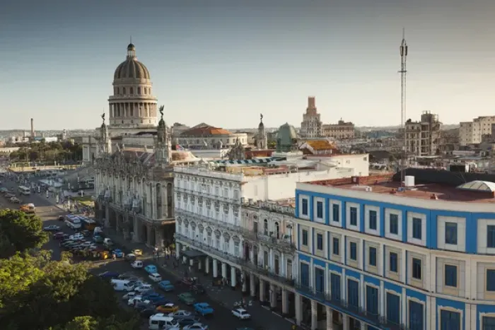 Framed Print : Cuba, Havana, Havana Vieja, the Capitolio Nacional and buildings by the Parque Central Framed Print : Cuba, Havana, Havana Vieja, the Capitolio Nacional and buildings by the Parque Central