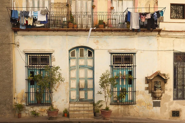 Cuba, Havana, Havana Vieja, Old Havana Buildling