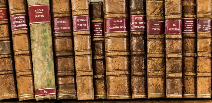 Framed Print : Cuba, Havana. Old books with leather bindings Framed Print : Cuba, Havana. Old books with leather bindings