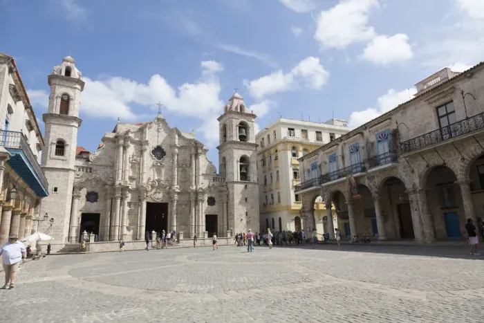 Framed Print : Cuba, Havana, Old Havana. Cathedral Square