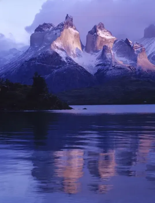 Framed Print : Cuernos del Paine, Sunrise on Cuernos (Horns) del Paine Torres del Paine N. P. near Puerto Natales Framed Print : Cuernos del Paine, Sunrise on Cuernos (Horns) del Paine Torres del Paine N. P. near Puerto Natales