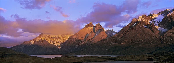 Cumbres, Torres and Cuernos del Paine in the Paine Mountains during sunrise with Lago Nordenskjoeld