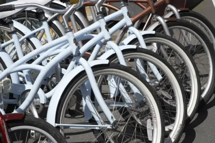 Framed Print : Cycle Hire, Queens Wharf, Wellington Waterfront, North Island, New Zealand