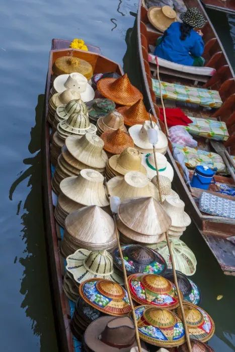 Framed Print : Damnoen Saduak Floating Market, Bangkok, Thailand. Boatload of hats for sale Framed Print : Damnoen Saduak Floating Market, Bangkok, Thailand. Boatload of hats for sale