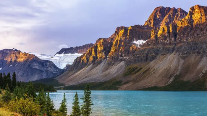 Framed Print : Dawn light on the Crowfoot Glacier above Bow Lake, Banff National Park, Alberta, Canada Framed Print : Dawn light on the Crowfoot Glacier above Bow Lake, Banff National Park, Alberta, Canada