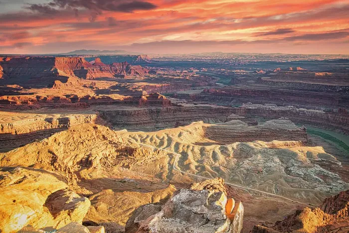 Framed Print : Deadhorse Point State Park in Utah overlooking the Colorado River Framed Print : Deadhorse Point State Park in Utah overlooking the Colorado River