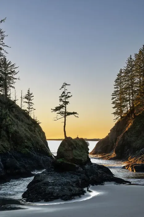 Framed Print : Deadman's Cove at Cape Disappointment State Park in Washington State, USA