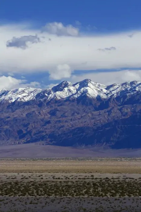 Framed Print : Death Valley near Stovepipe Wells, and snow on Grapevine Mountains, Death Valley National Park Framed Print : Death Valley near Stovepipe Wells, and snow on Grapevine Mountains, Death Valley National Park