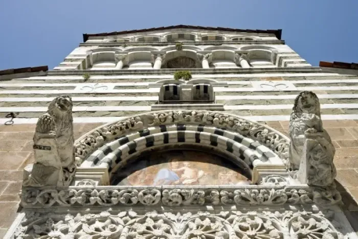 Framed Print : Details of Facade, Church of San Giusto, Lucca, Tuscany, Italy, Europe Framed Print : Details of Facade, Church of San Giusto, Lucca, Tuscany, Italy, Europe