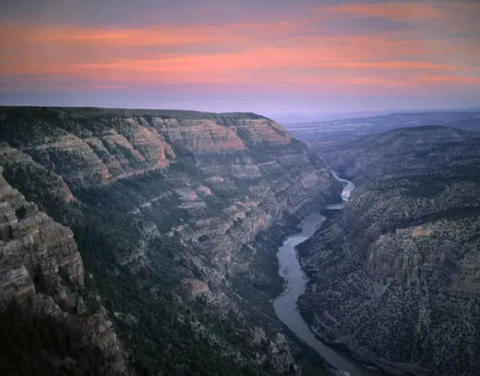 Framed Print : DINOSAUR NATIONAL MONUMENT, UTAH  /  COLORADO. USA. The Green River & cliffs of Whirlpool