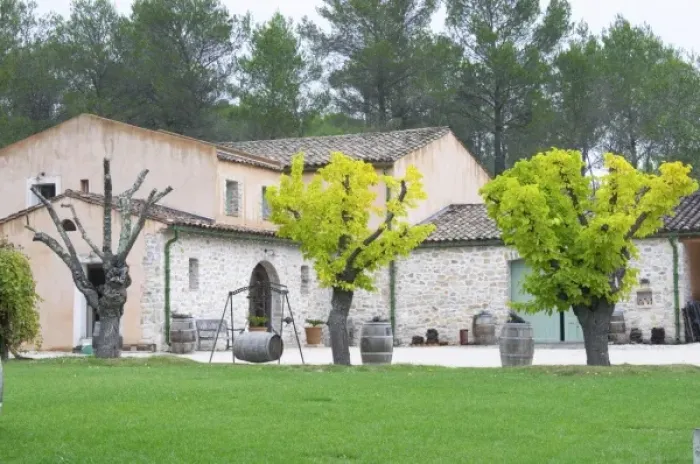 Framed Print : Domaine Haut-Lirou in St Jean de Cuculles. Pic St Loup. Languedoc. The winery building Framed Print : Domaine Haut-Lirou in St Jean de Cuculles. Pic St Loup. Languedoc. The winery building