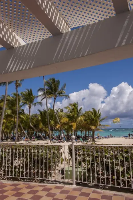 Framed Print : Dominican Republic, Punta Cana, Higuey, Bavaro, Bavaro Beach, Riu Palace, beach bar