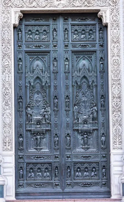 Framed Print : Front door. Duomo Santa Maria del Fiore. Tuscany, Italy Framed Print : Front door. Duomo Santa Maria del Fiore. Tuscany, Italy