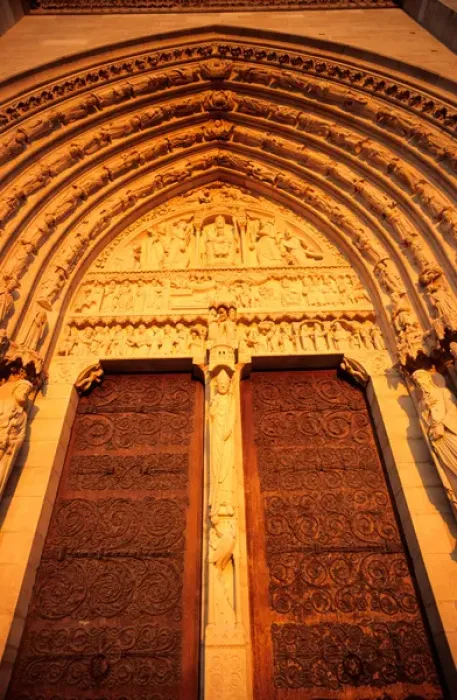 Framed Print : Door of Saint Anne, Notre Dame Cathedral Paris, France