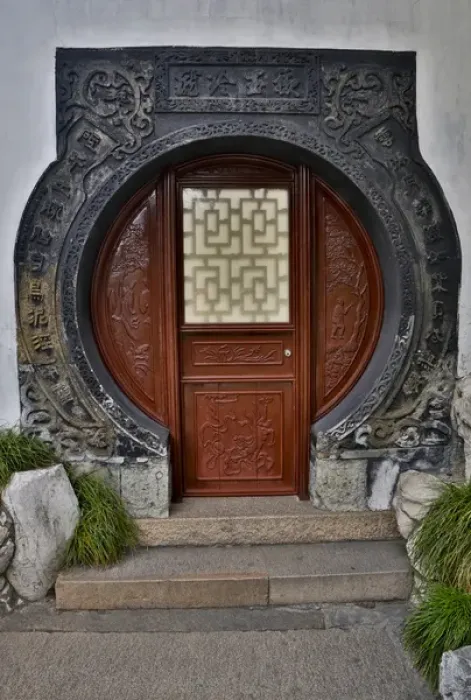 Framed Print : Doorway design in Yu Gardens, Shanghai, China