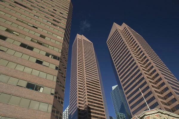 02. Canada, Alberta, Calgary: Downtown Architecture, Towers at 111 5th Avenue SW