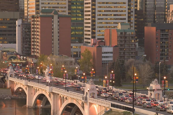 02. Canada, Alberta, Calgary: Downtown Calgary, Dawn City and Centre Street Bridge Traffic