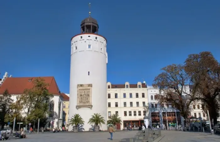 Framed Print : Downtown Gorlitz, on the German-Polish border. Big Tower and main street Framed Print : Downtown Gorlitz, on the German-Polish border. Big Tower and main street