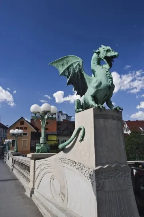 Framed Print : Dragon statue of sheet copper on the Dragon Bridge, Ljubljana, Slovenia, Art Nouveau style Framed Print : Dragon statue of sheet copper on the Dragon Bridge, Ljubljana, Slovenia, Art Nouveau style
