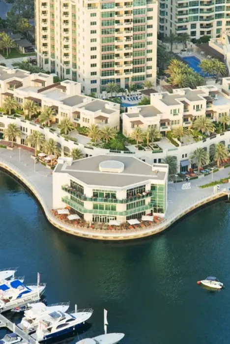 Framed Print : Dubai Marina, Dubai, United Arab Emirates, Middle East Framed Print : Dubai Marina, Dubai, United Arab Emirates, Middle East