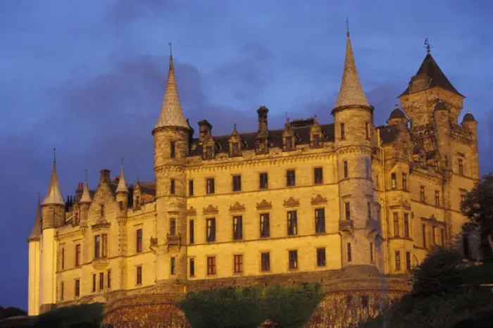 Framed Print : Dunrobin Castle, Scotland Framed Print : Dunrobin Castle, Scotland