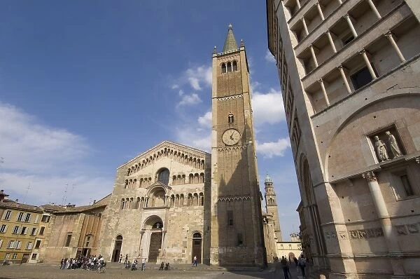 Duomo (Cathedral) and Baptistry, Parma, Emilia-Romagna, Italy