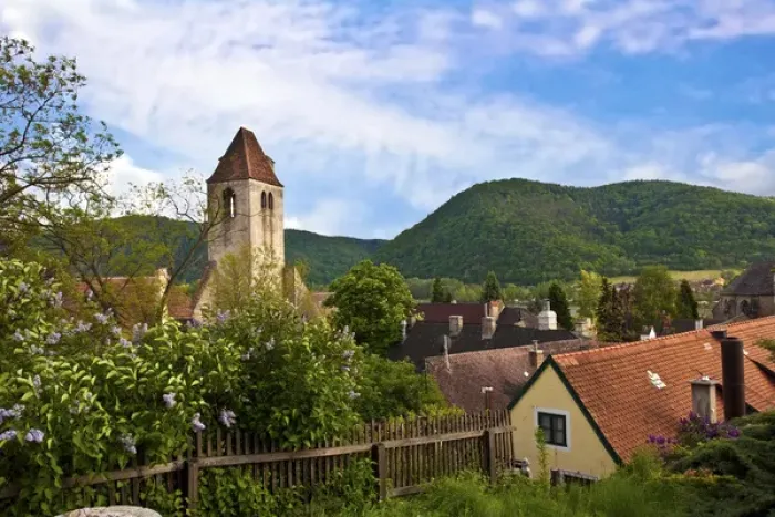 Framed Print : Durnstein, Austria, Wachau Valley, view of the village of Durnstein Framed Print : Durnstein, Austria, Wachau Valley, view of the village of Durnstein