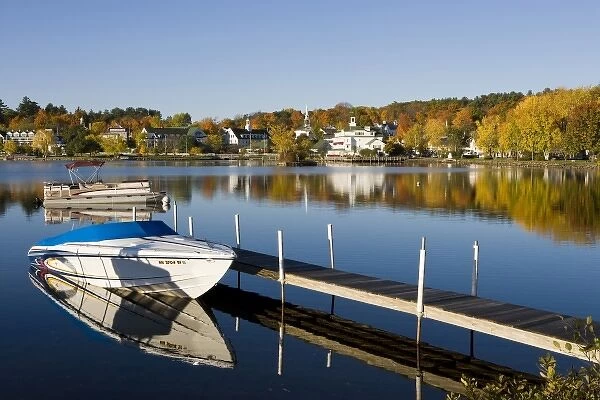 Early morning on Lake Winnipesauke in Meredith, New Hampshire. Meredith Bay