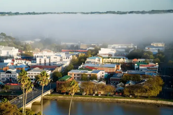 Framed Print : Early Morning Mist over Whanganui River, Wanganui, North Island, New Zealand