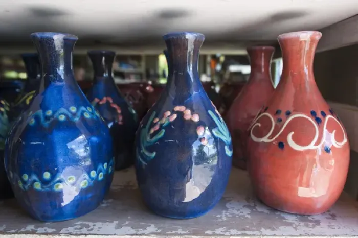 Framed Print : Earthworks pottery Barbados, Caribbean Framed Print : Earthworks pottery Barbados, Caribbean