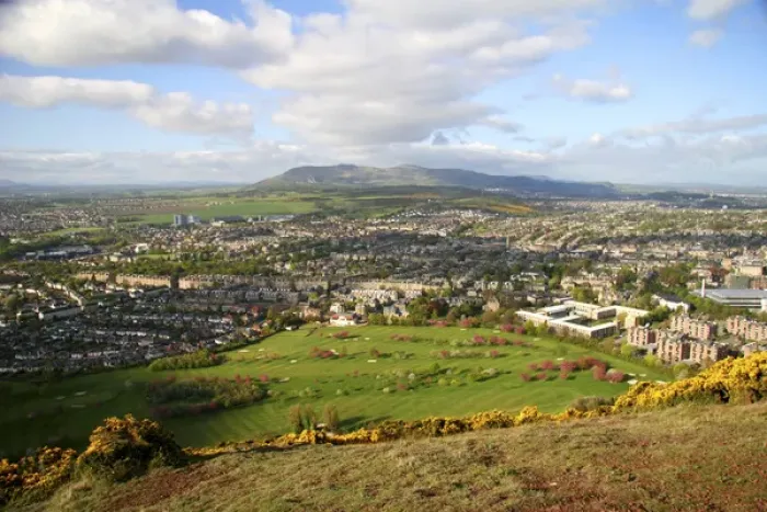 Framed Print : Edinburgh, Scotland. Scenic views of Edinburgh from Arthurs Seat Framed Print : Edinburgh, Scotland. Scenic views of Edinburgh from Arthurs Seat