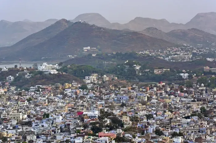 Framed Print : Elevated view of Udaipur, India Framed Print : Elevated view of Udaipur, India