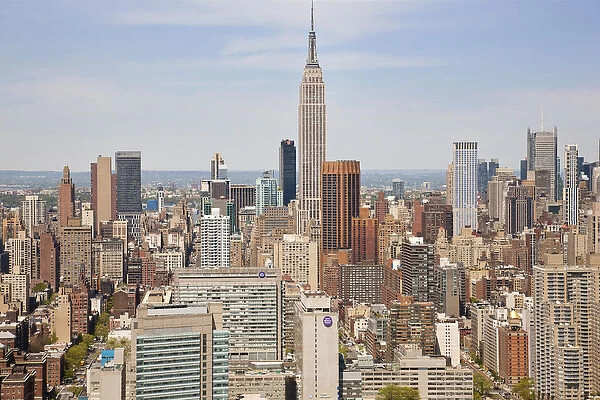 Empire State Building & skyline, Mid-town Manhattan, New York, USA