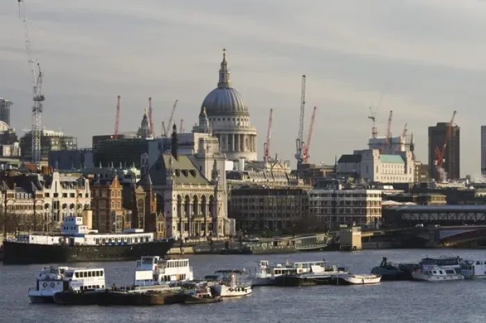 Framed Print : ENGLAND-London: View towards St. Pauls Cathedral along Thames River / Morning Framed Print : ENGLAND-London: View towards St. Pauls Cathedral along Thames River / Morning