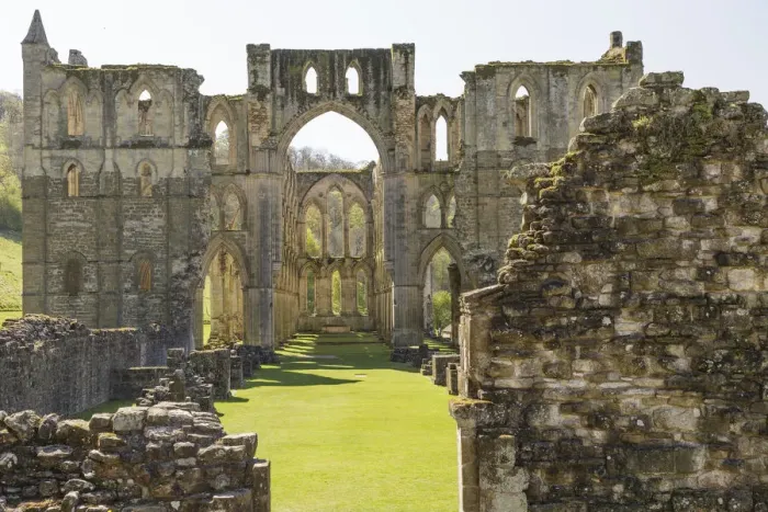 Framed Print : England, North Yorkshire, Rievaulx. 13th c. Cistercian ruins of Rievaulx Abbey. English Heritage
