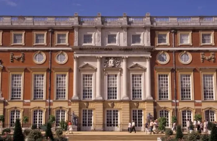 Framed Print : England, Surrey, Hampton Court Palace Framed Print : England, Surrey, Hampton Court Palace