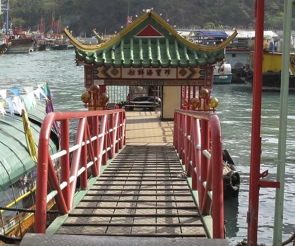 entrance to ferry pier for Jumbo Floating Restaurant
