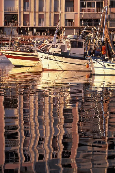 EU, France, Cote D Azur  /  French Riviera, Var, Toulon. Boat reflections, Old Port