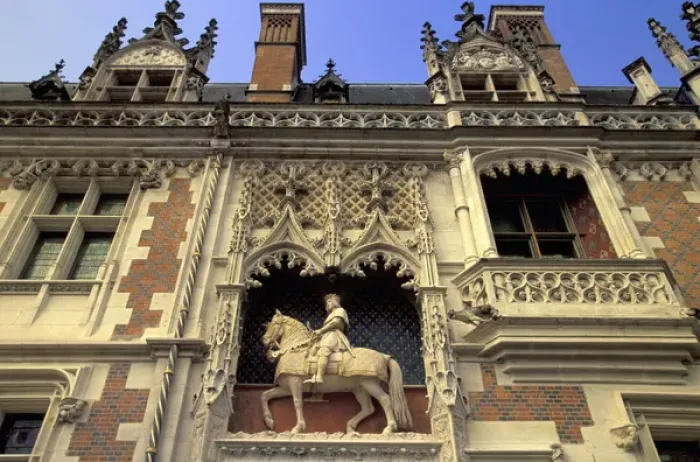 Framed Print : EU, France, Loire Valley, Loir-et-Cher. Chateau de Blois. Front entrance Framed Print : EU, France, Loire Valley, Loir-et-Cher. Chateau de Blois. Front entrance