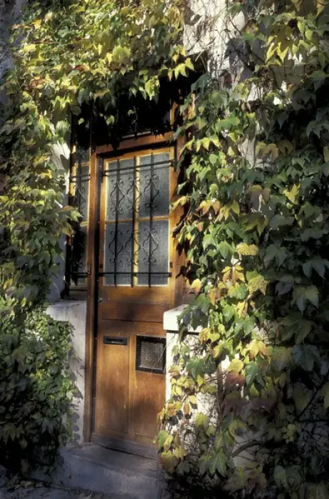 Framed Print : EU, France, Montmartre, Paris. Doorway on the RUe de l arbreuvoir Framed Print : EU, France, Montmartre, Paris. Doorway on the RUe de l arbreuvoir