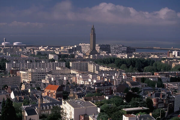 EU, France, Normandy, Calvados, Le Havre. Center city view, rue Felix-Faure, morning