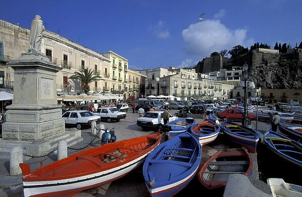 EU, Italy, Sicily, Eolian Islands, Lipari. Boats and buildings in the main square